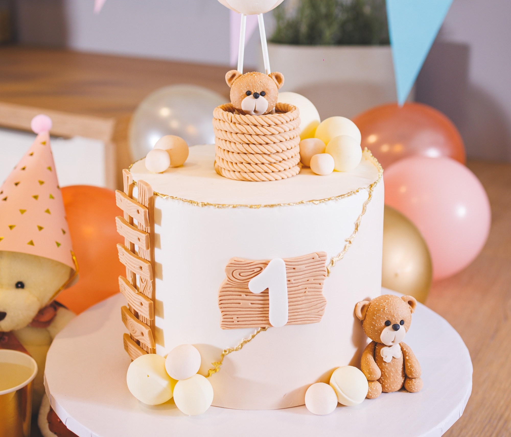 Torta koja priča vašu priču: Zašto su tematske torte iz Torterie Macaron must-have na svakom slavlju
