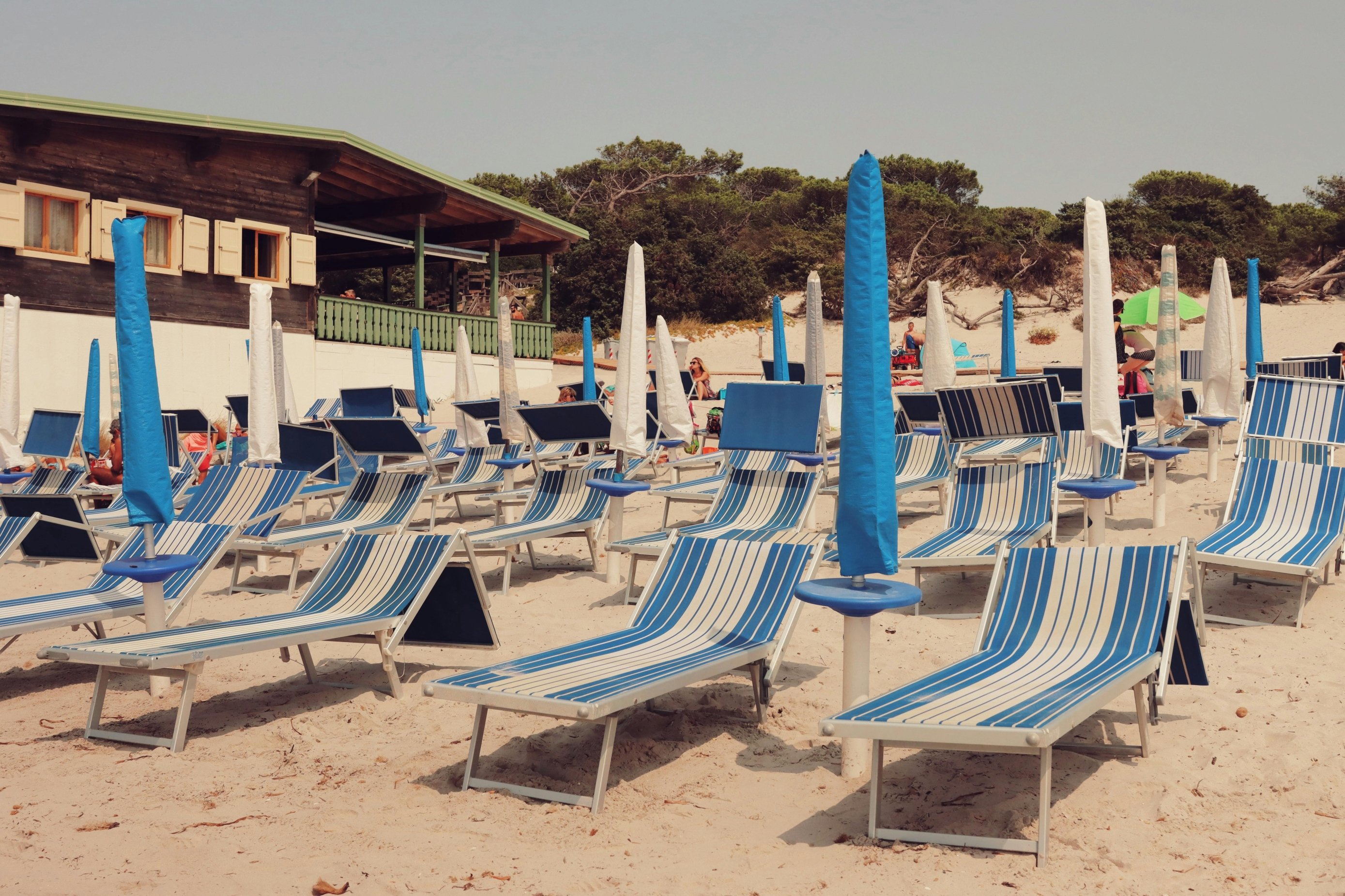 Alghero_pexels-efrem-efre-2786187-18186077