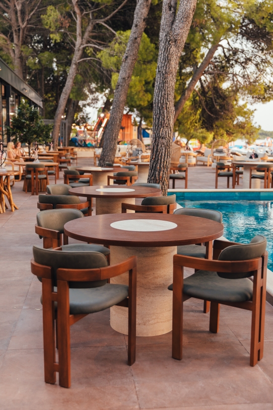Zavirite u Baloo Lounge, novi hedonistički hotspot u Vodicama