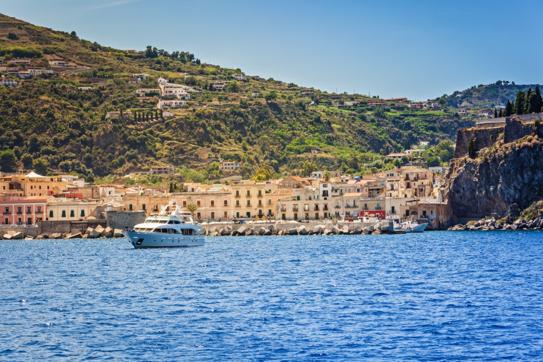 Lipari_iStock-1137383227