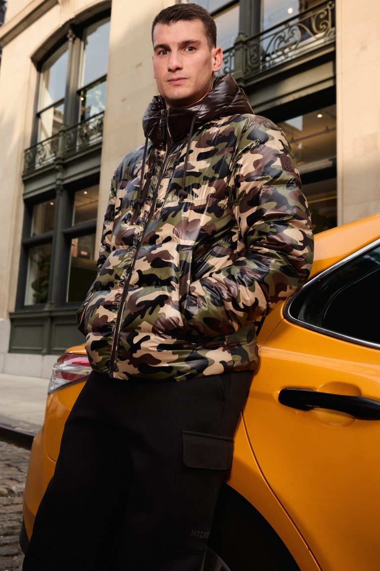 Mackage Dominik Livaković