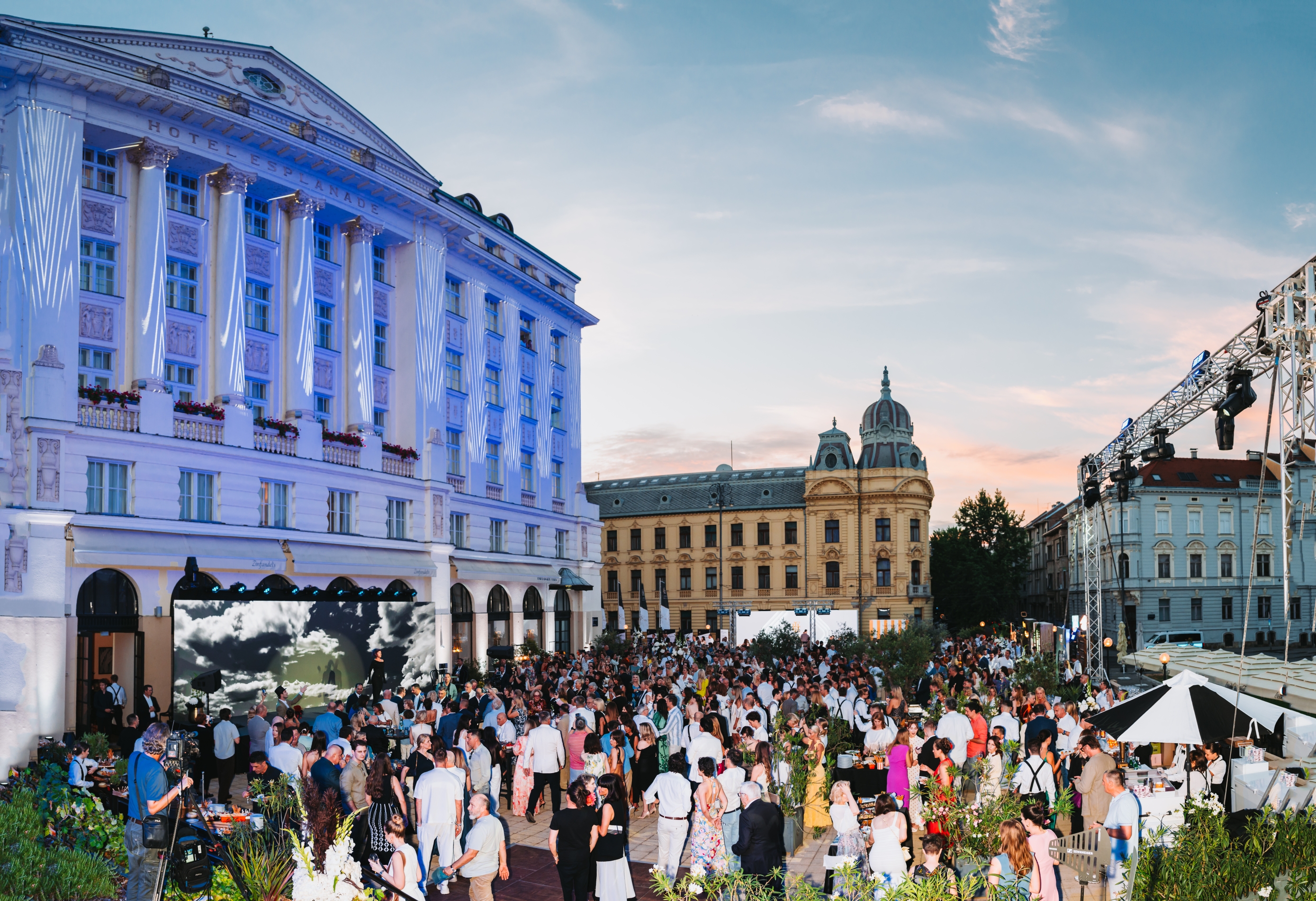 Impresivna proslava 100 godina hotela Esplanade okupila je brojne uzvanike. Donosimo dašak atmosfere