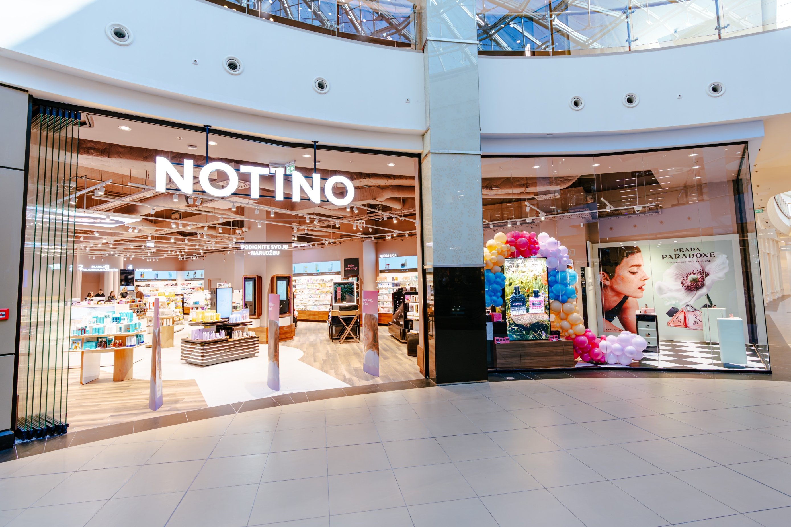 Omiljeni beauty web shop konačno ima i fizičku trgovinu. U Areni je otvoren Notino