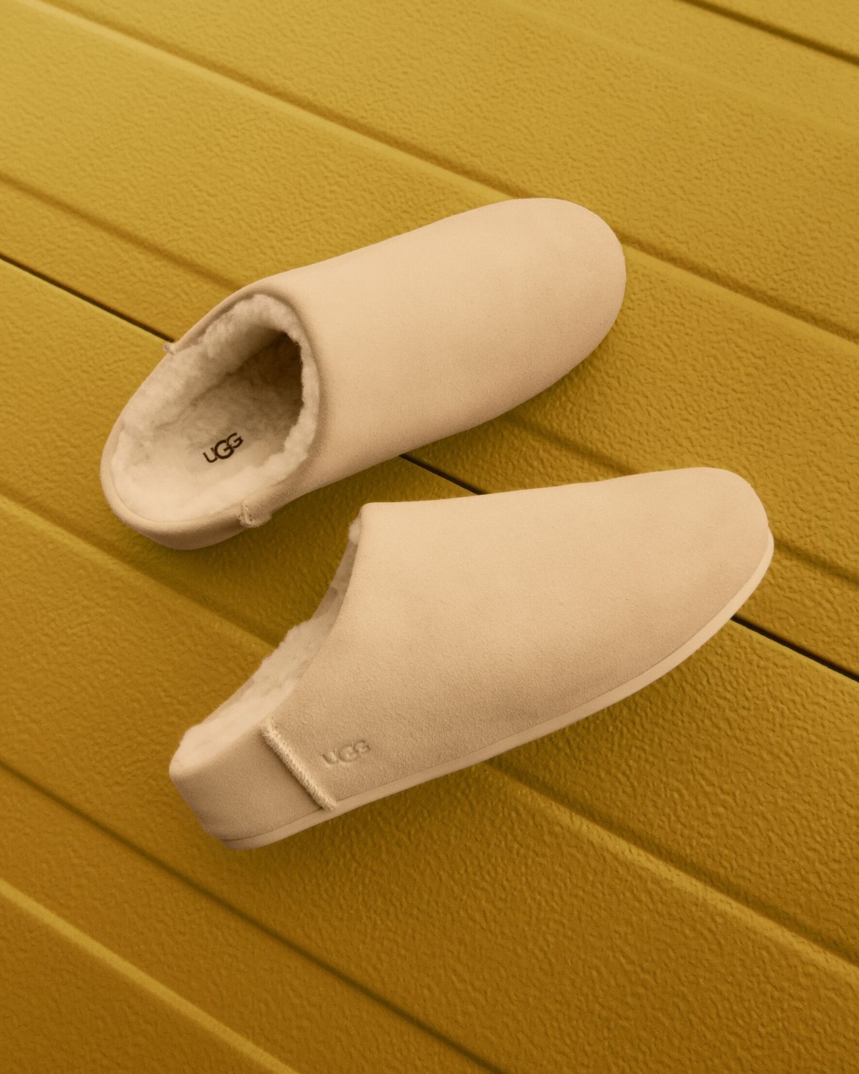 Dizajnirane s idejom da ih možete nositi i vani: Stigle su nove UGG papuče