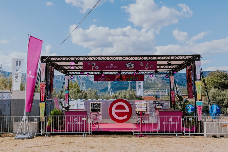 essence ULTRA Europe
