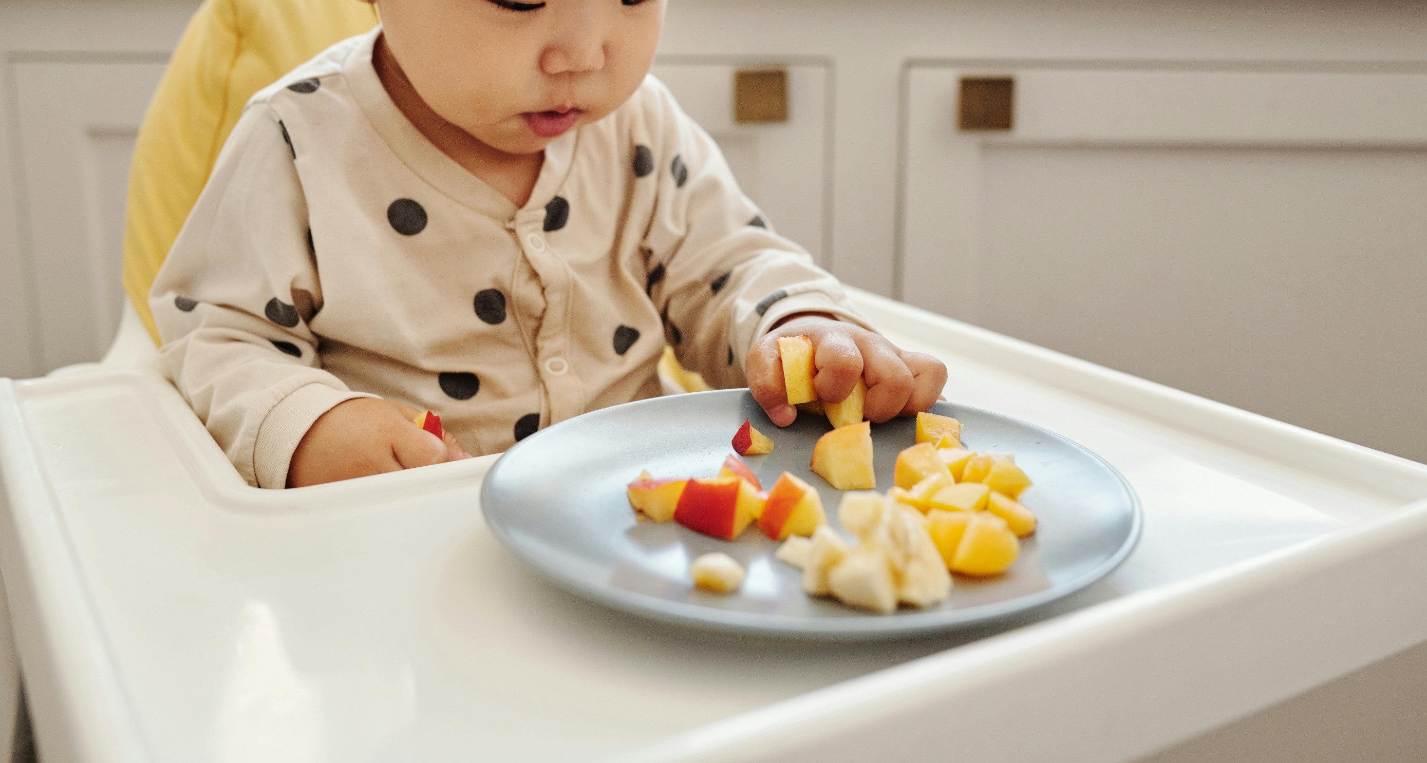 Pitali smo nutricionisticu i savjetnicu za dohranu – Kada i kako uvoditi alergene u dohranu beba?