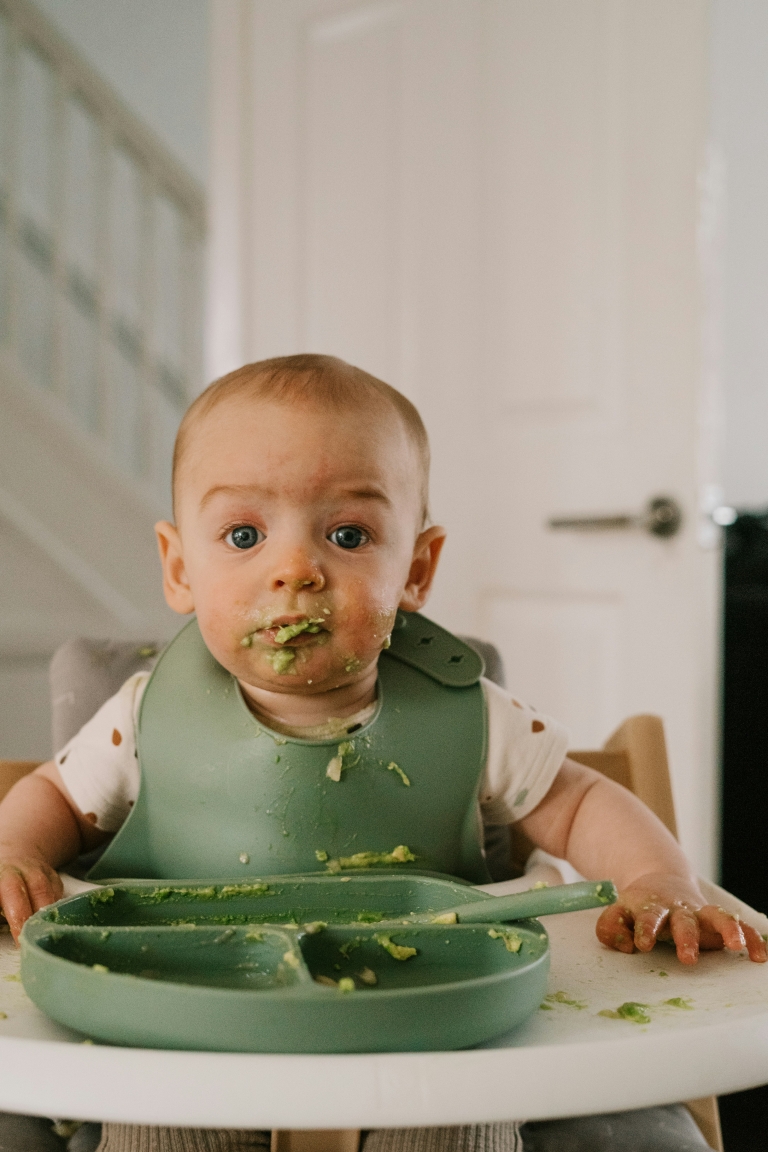 Pitali smo nutricionisticu i savjetnicu za dohranu – Kada i kako uvoditi alergene u dohranu beba?