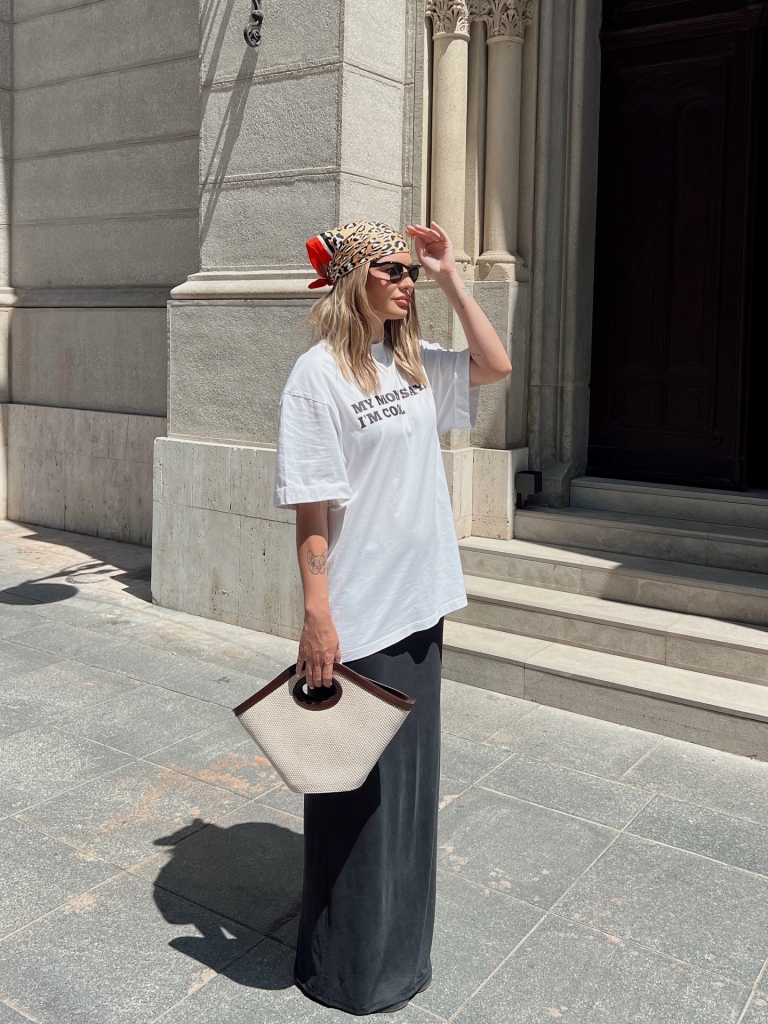 Outfit tjedna: Nika Savić je složila zabavan ljetni look od basic komada koji svi možemo rekreirati
