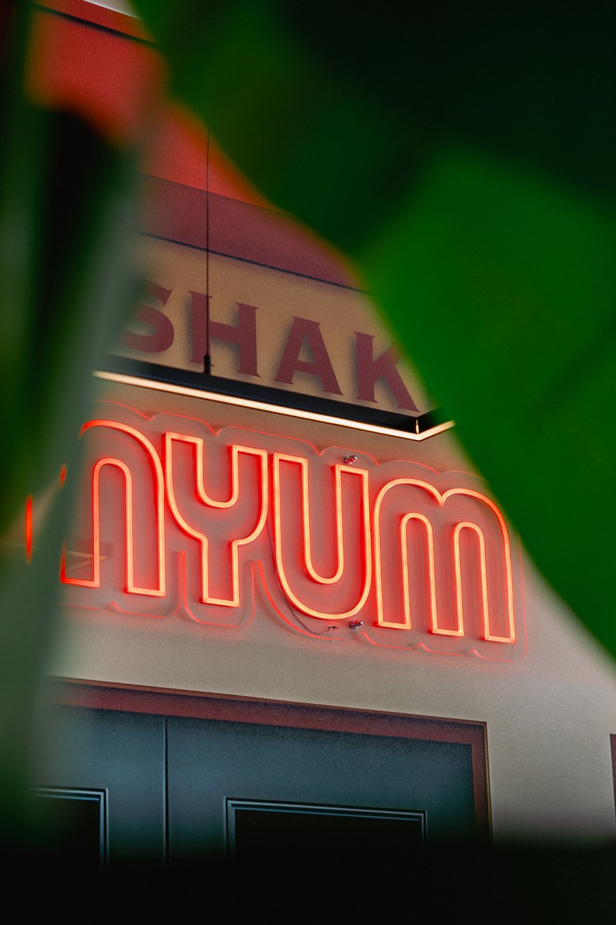 yum yum burgeri