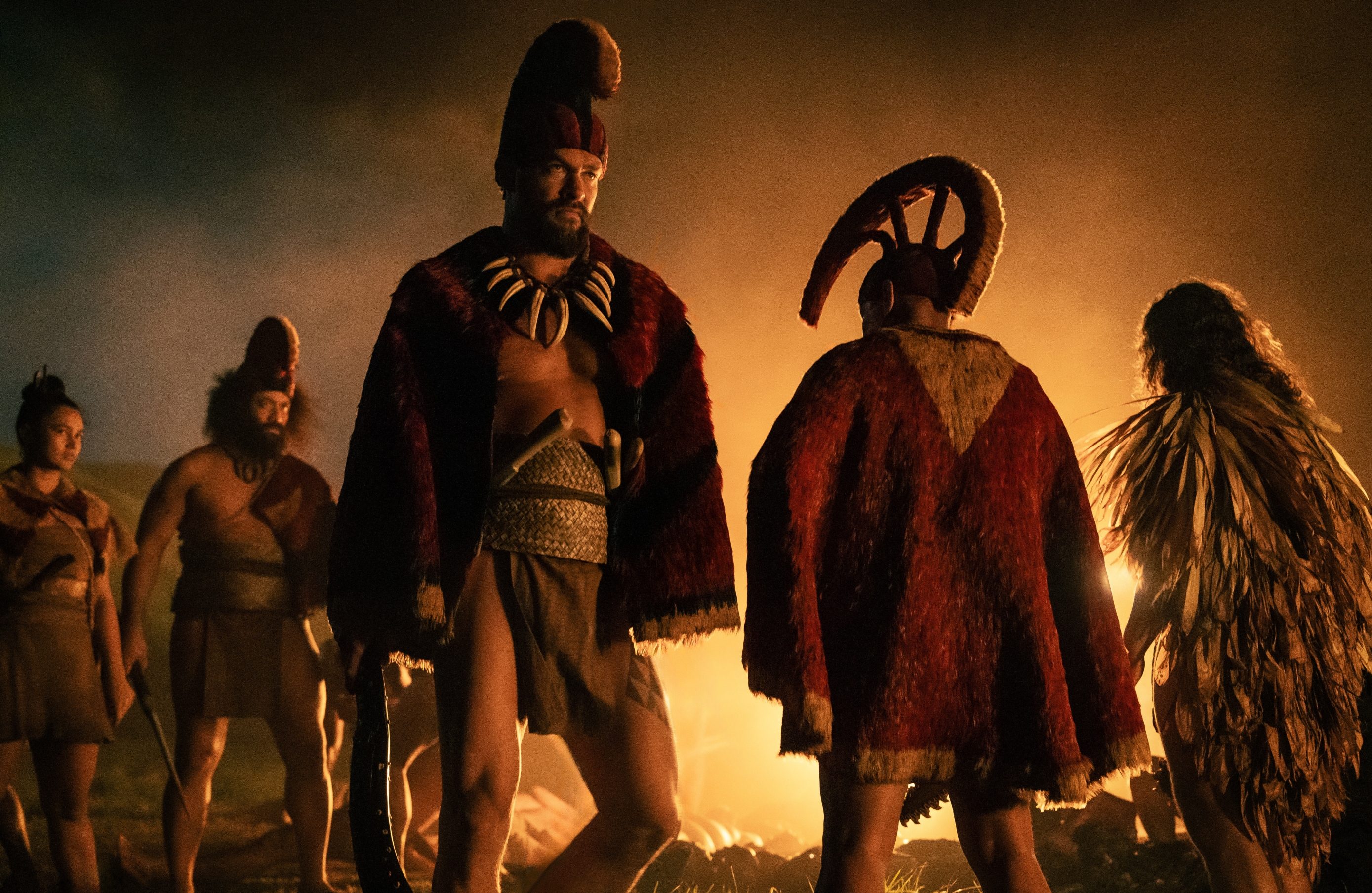 Sjajni Jason Momoa, raskošni kostimi i spektakularne scene borbe razlozi su da pogledati ovu povijesnu seriju
