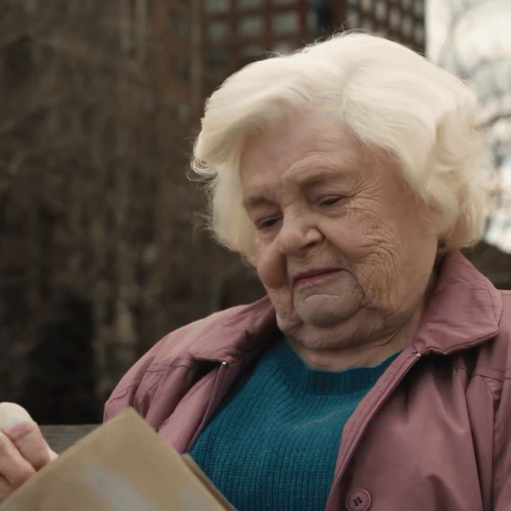 Jedva čekamo ovaj redateljski prvijenac Scarlett Johansson s legendarnom 95-godišnjom glumicom