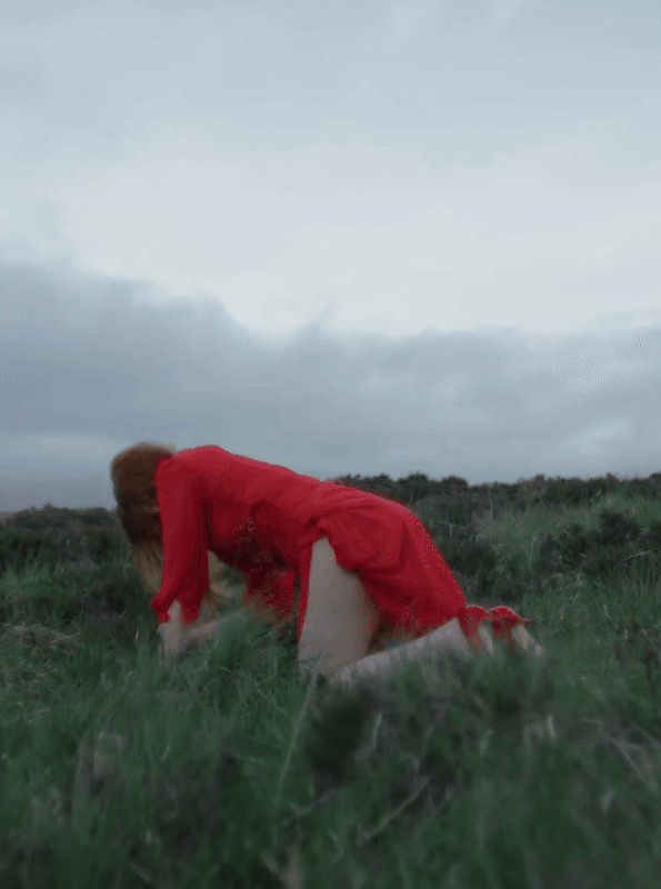 Čini se da se Florence + The Machine vraćaju na glazbenu scenu. Pjevačica je objavila misteriozan video