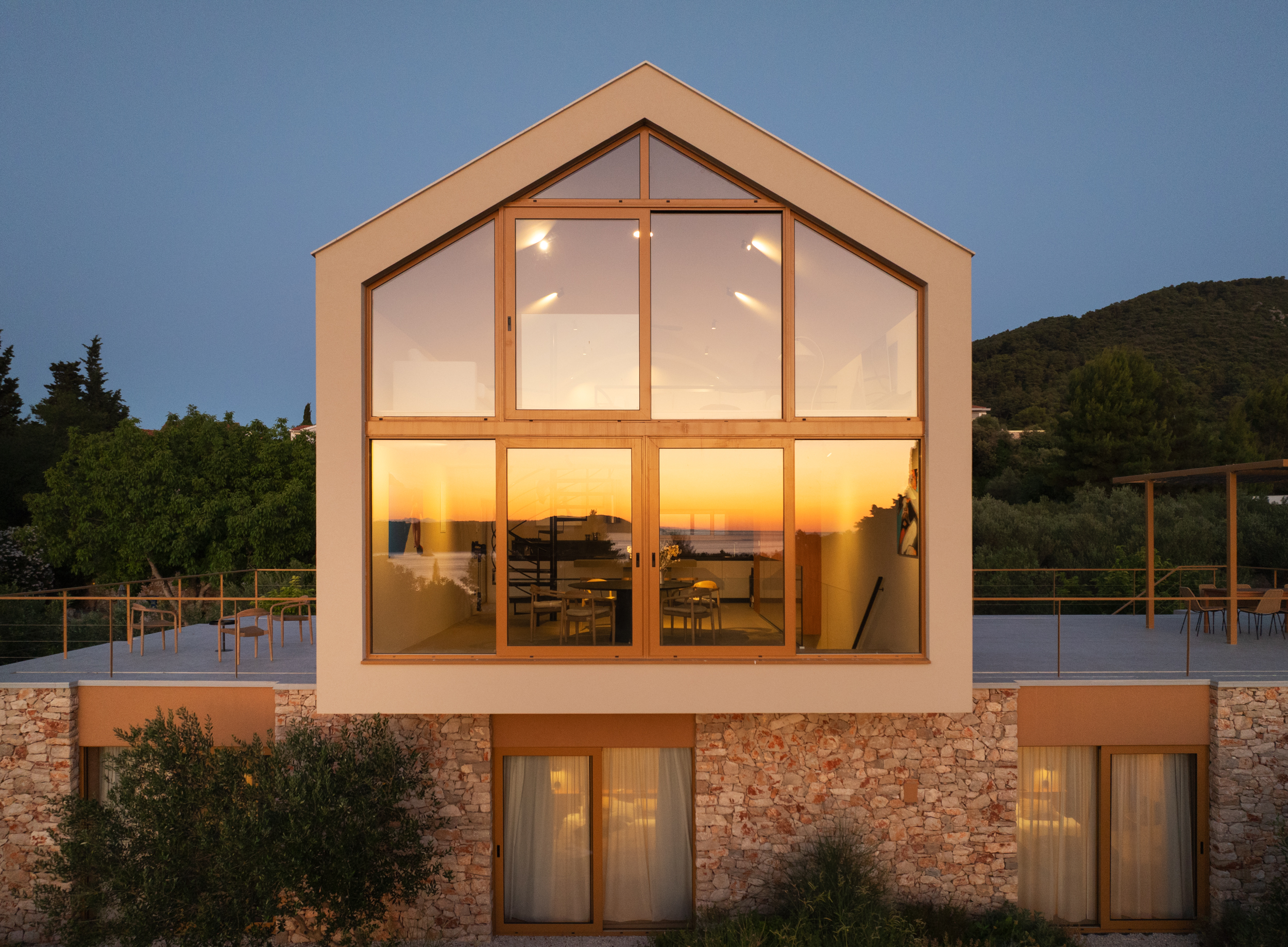 Morpharos Geddes 204