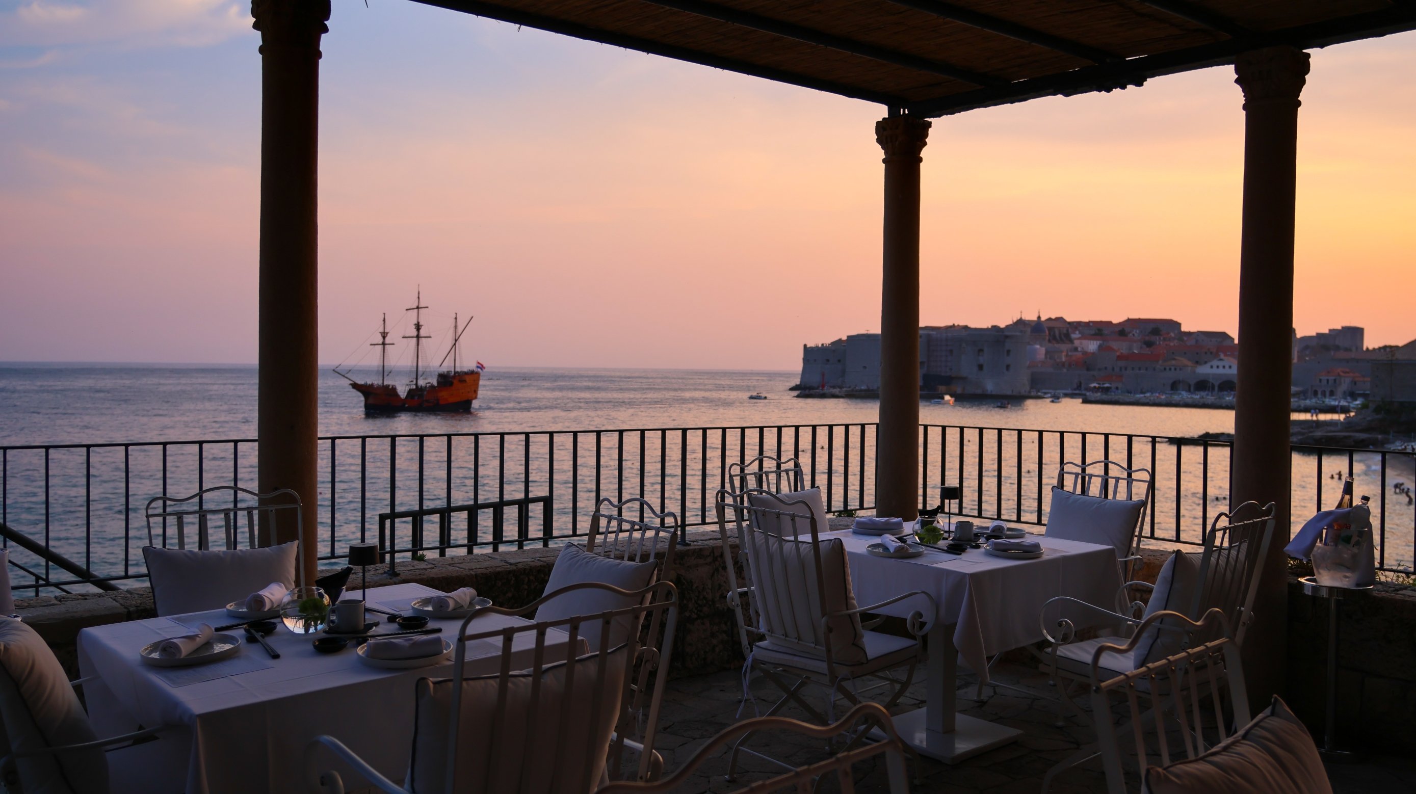 Na jednu od najljepših terasa Dubrovnika smjestio se novi restoran – The Palm