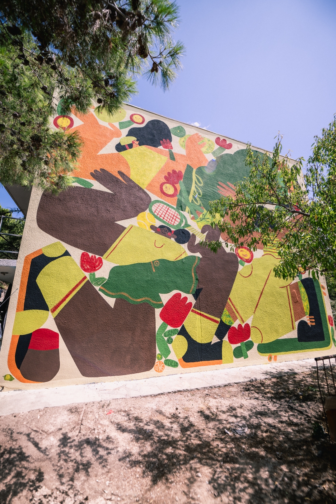 Umjetnica Land of Júlia napravila je mural na Graffitima na Gradele. Podružili smo se s njom