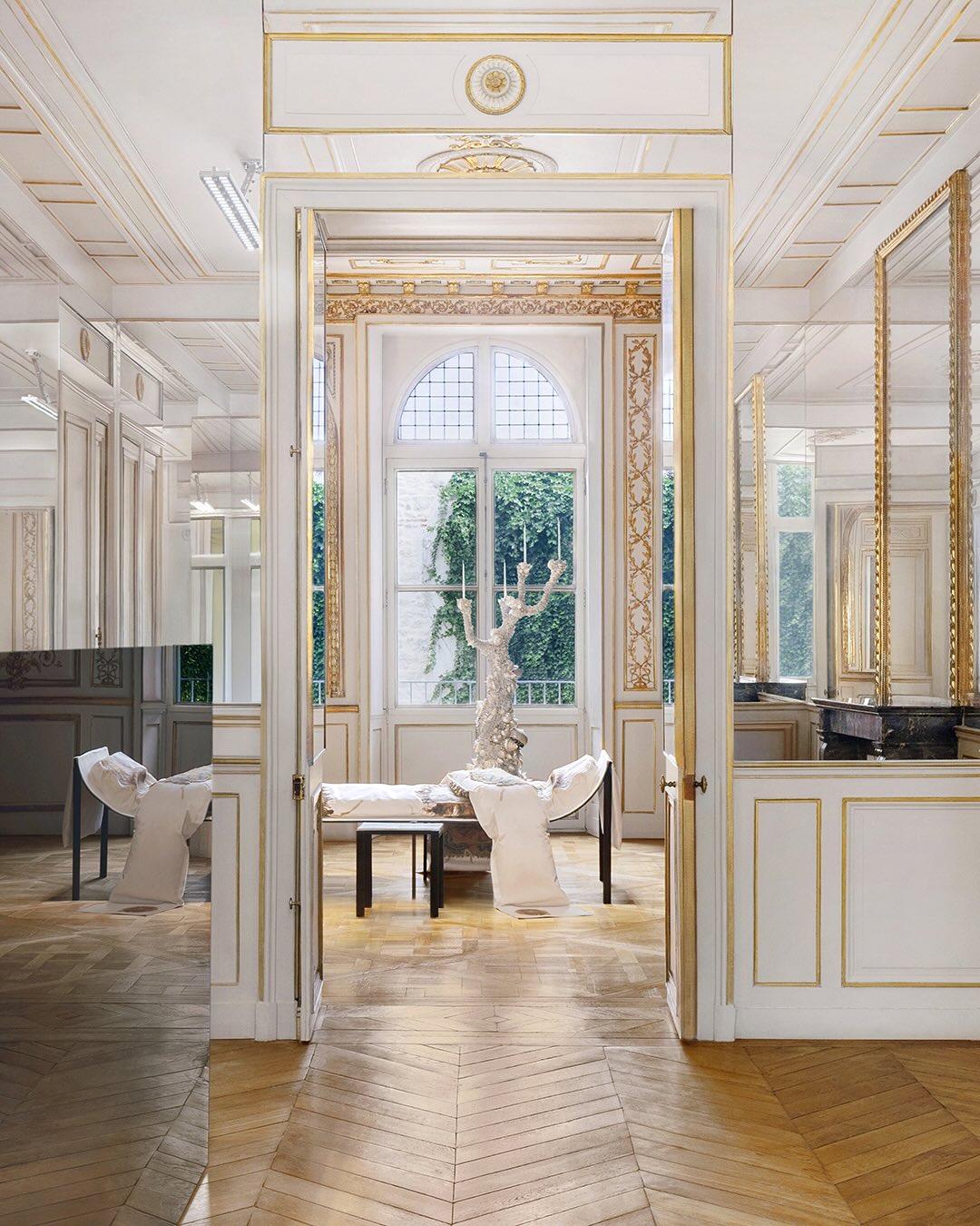 Palača ili showroom? Acne Studios predstavio svoje novo središte u Parizu koje odiše kraljevskim šarmom