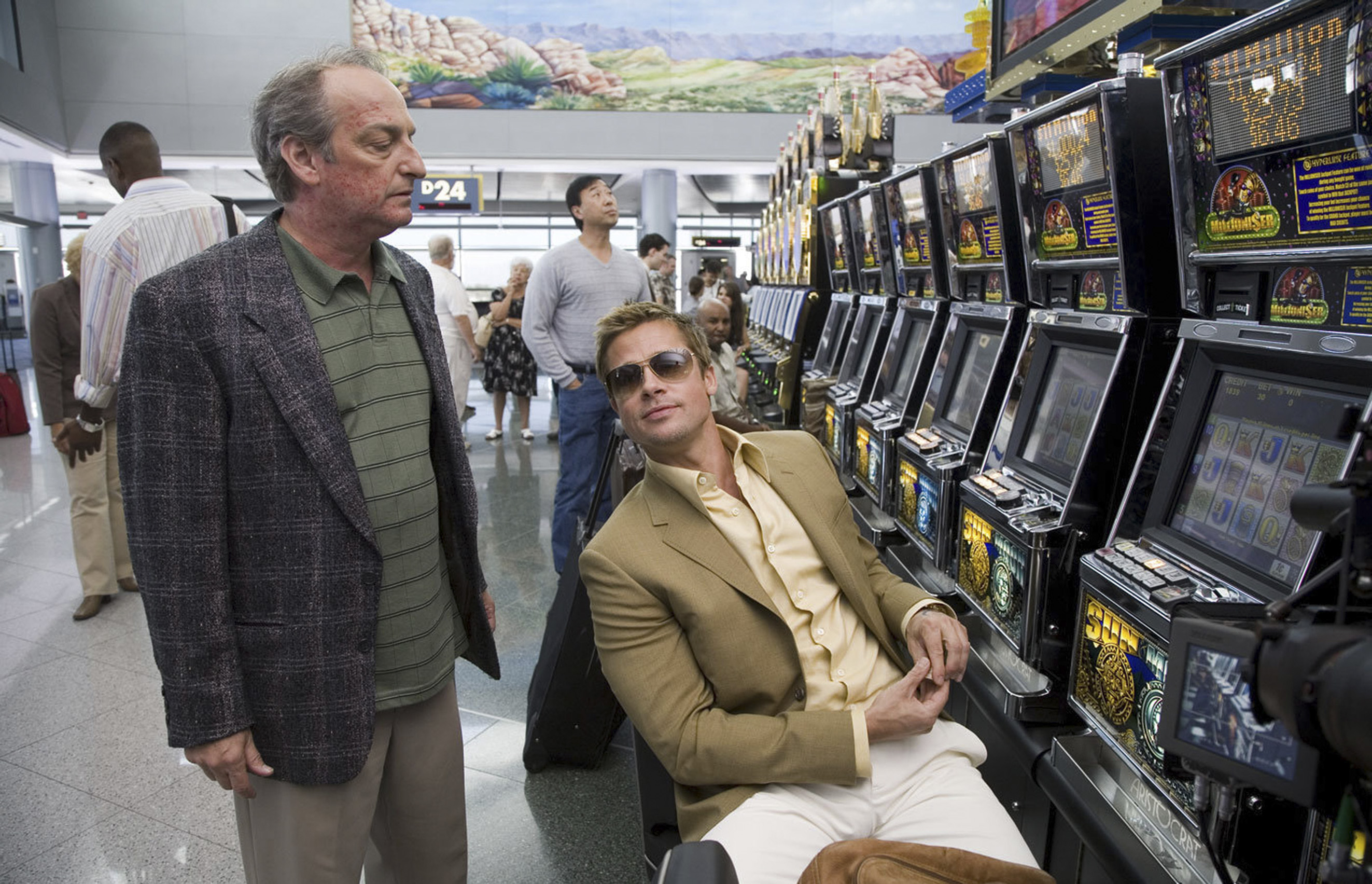 Brad Pitt na snimanju filma Oceanovih 13