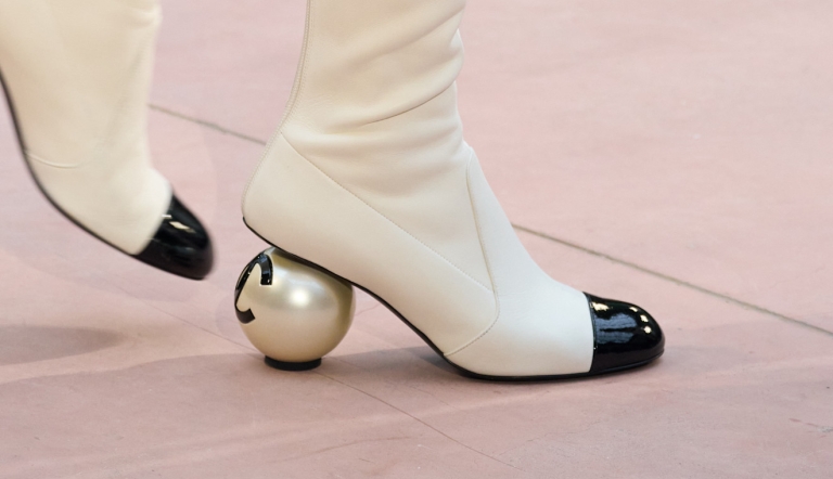 Chanel Mid Calf ciizme