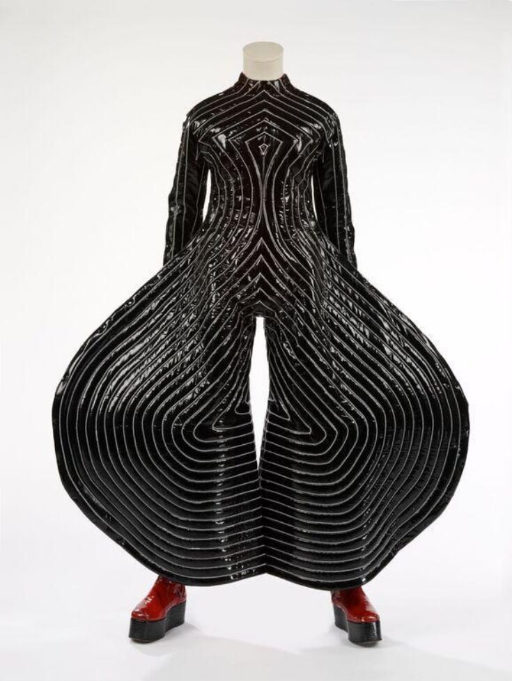 U Londonu je otvoren David Bowie Centar koji sadrži preko 80 000 predmeta iz njegove osobne kolekcije