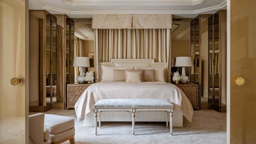 Four seasons George V
