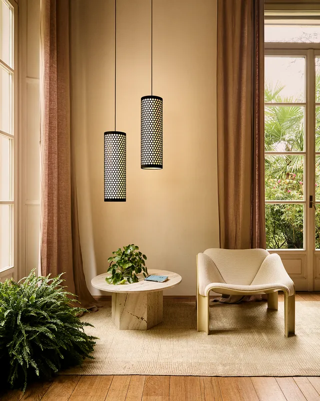 Gubi F300 lounge stolica_Pierre Paulin (8)