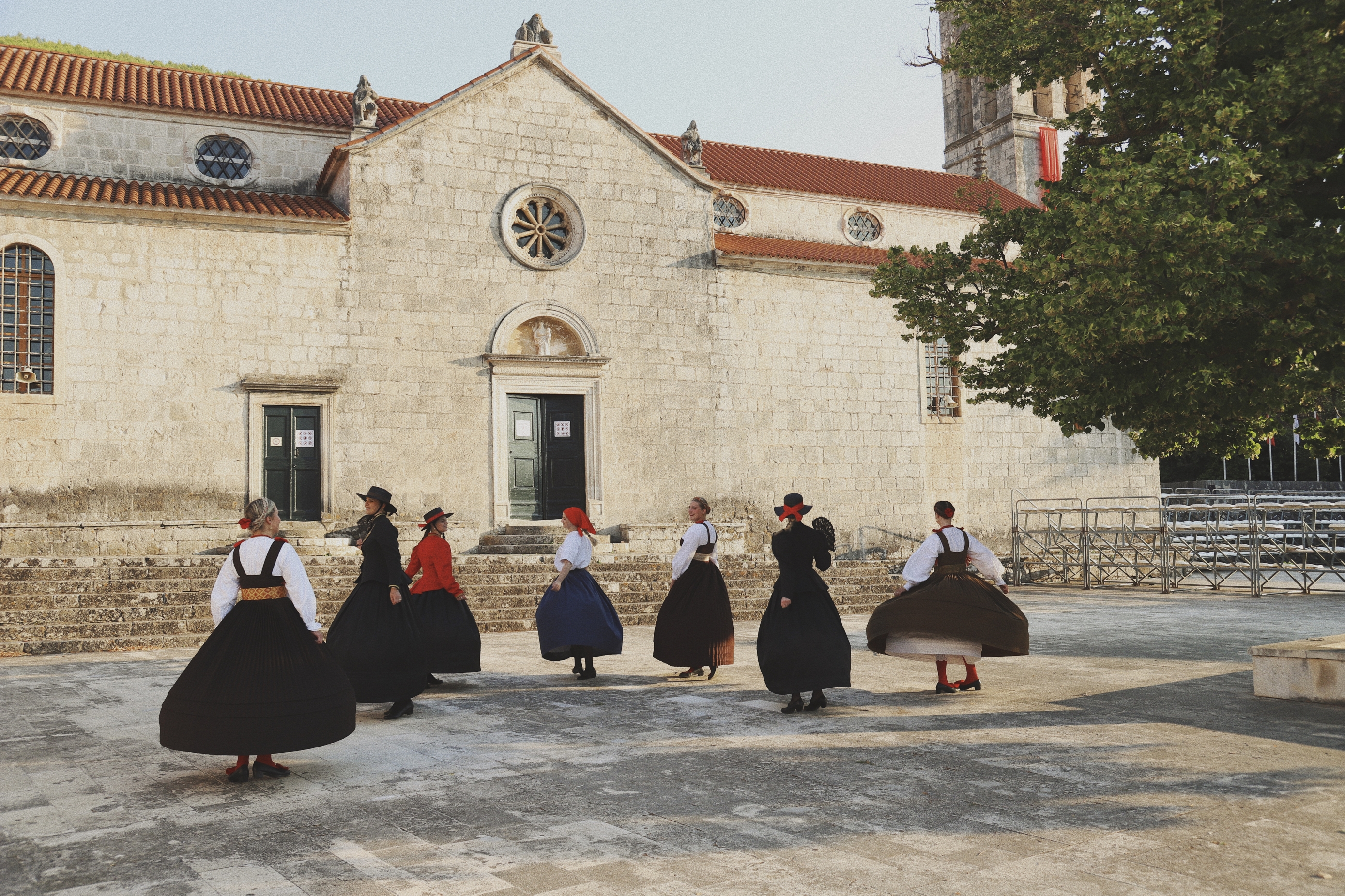 HTZ_Korčula_Posjeti me