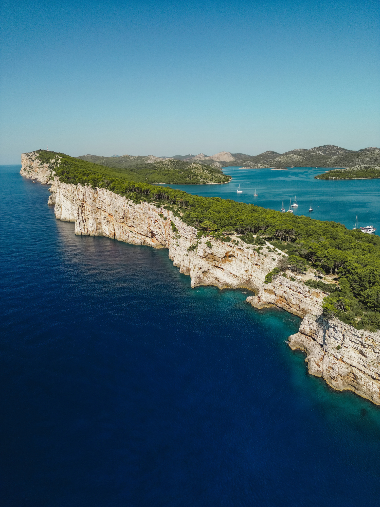 Iskustvo bez filtera: Jezero Mir na Dugom otoku slanije je od mora i kao stvoreno za reset