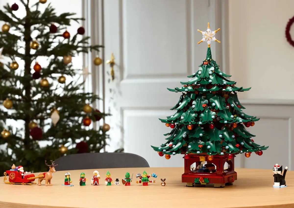 Znamo što ćemo raditi ove zime: LEGO predstavio novi božićni set za cijelu obitelj, a evo kada dolazi u prodaju
