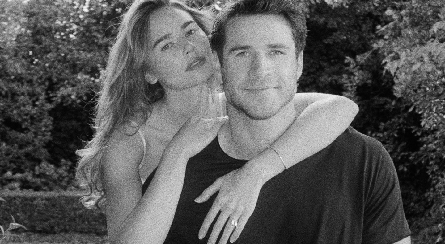 Liam Hemsworth zaprosio je dugogodišnju djevojku – pokazala je i prsten koji je ukrao svu pažnju