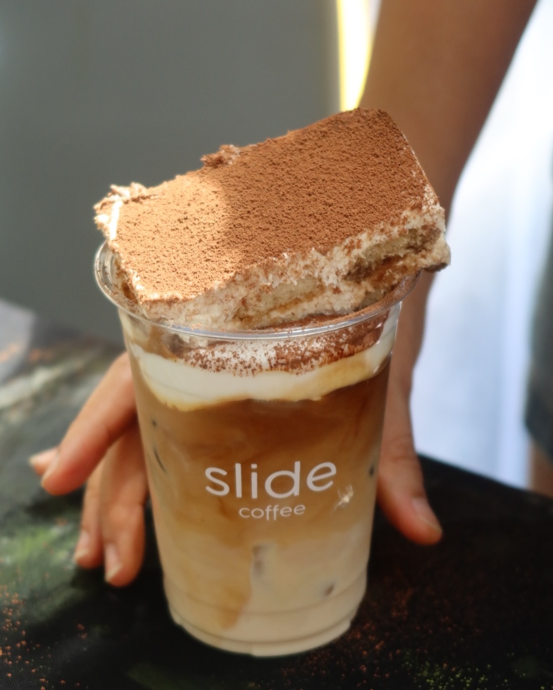 Biste li probali Tiramisu Latte i Peanut Butter Croissant Latte? Spoj kave i popularnih deserata osvaja svijet