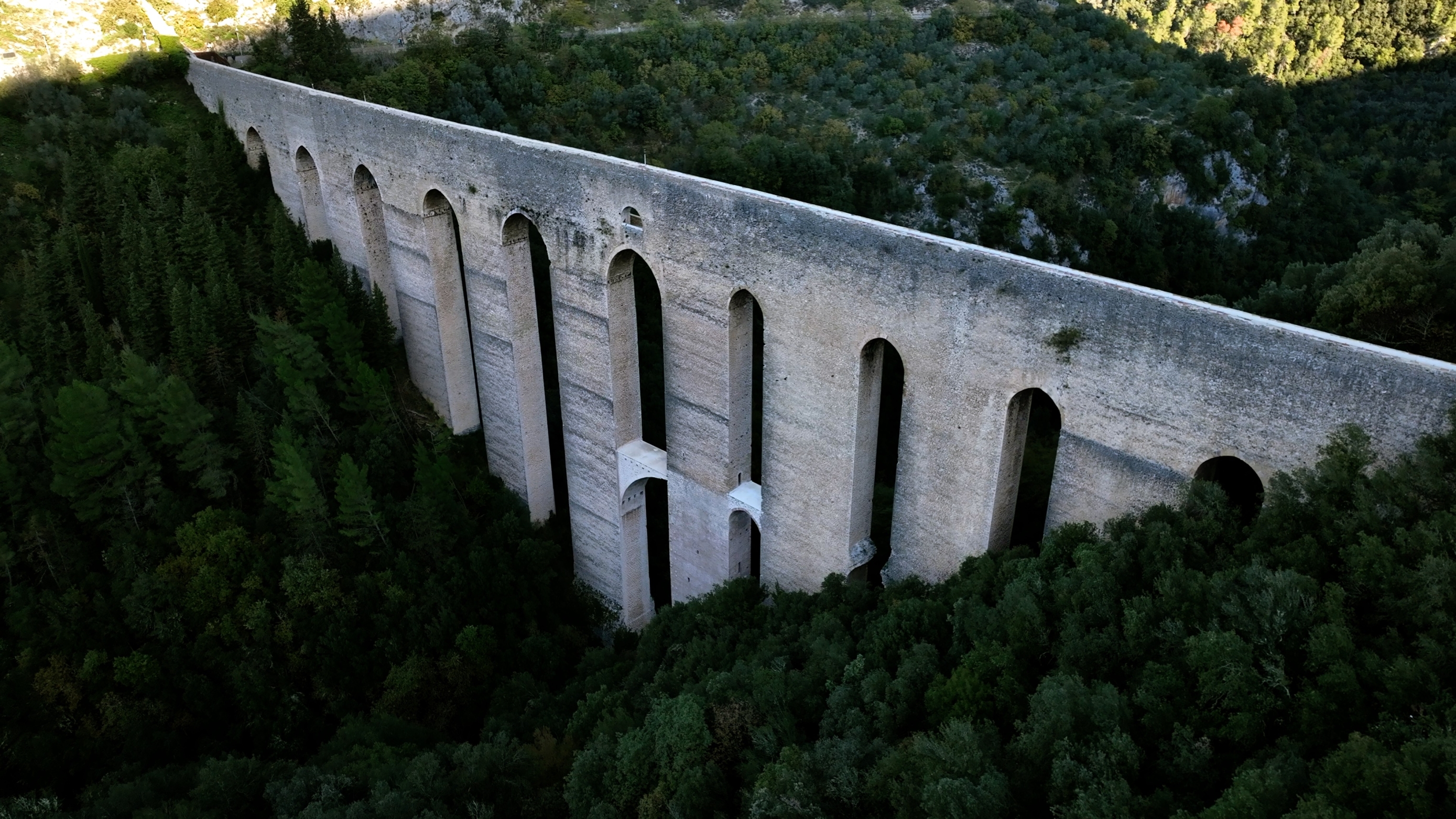 Ponte-delle-Torri_iStock-1283578664