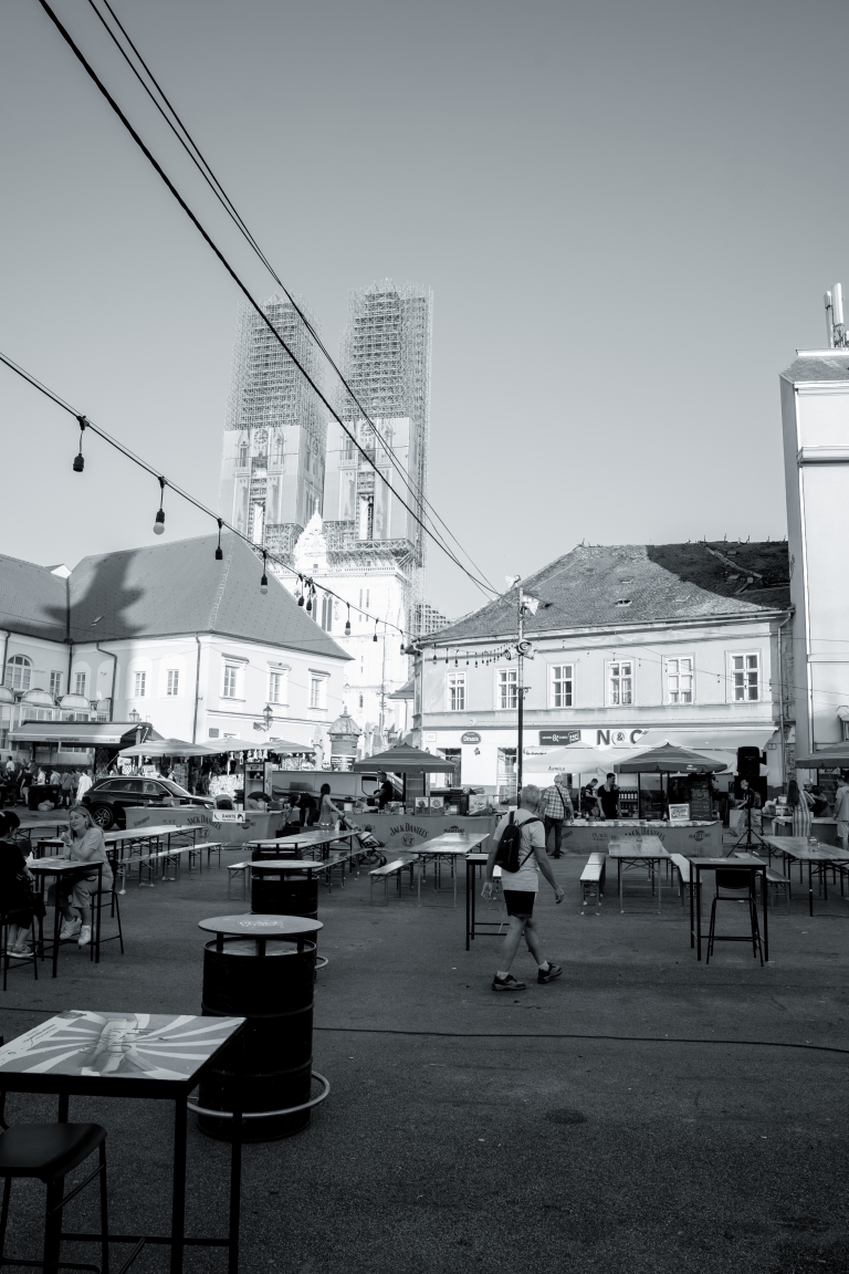 Sarah i Jan - Place Market