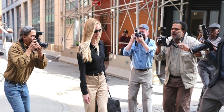 Sarah Pidgeon kao Carolyn Bessette-Kennedy
