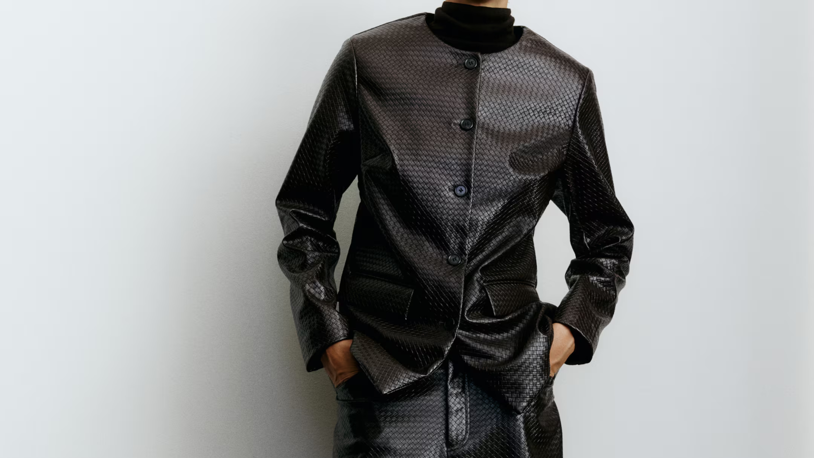 Best buy: Ovaj H&M set izgleda kao da dolazi sa Bottega Veneta modne piste, a ne high street police