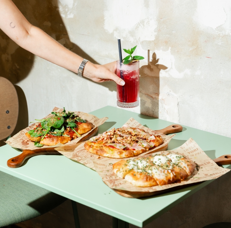 Bar u kojem tijekom dana i cijele večeri peku pizzu? Da, Koncept bar je uveo izvrsne pizzete