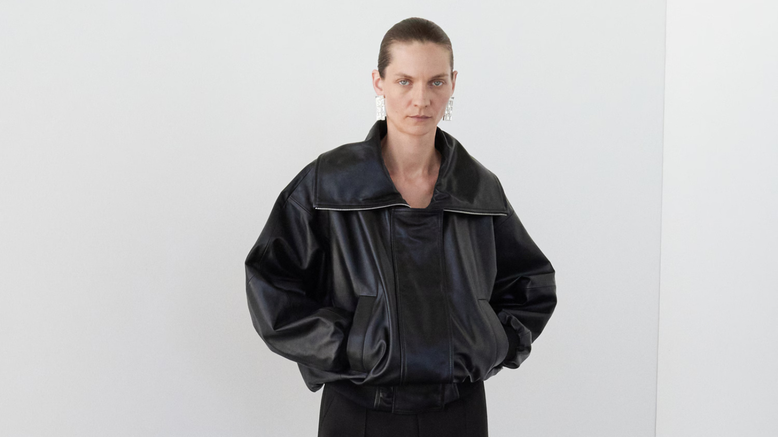 Nova Mango kožna jakna: Ako tražite nešto najbliže dizajnerskom YSL modelu, a da je iz high streeta
