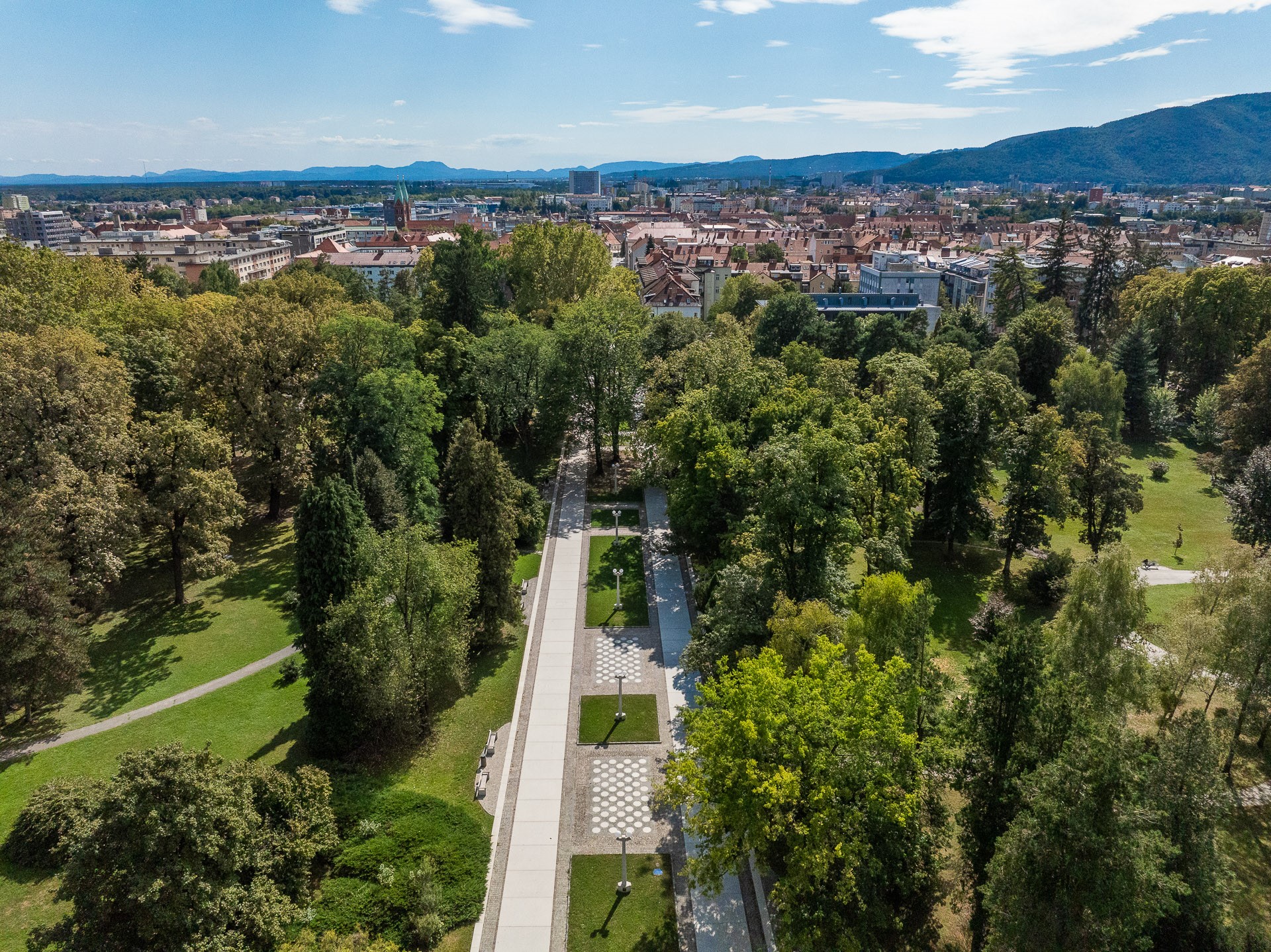 mestni-park-visit-maribor-pohorje-slovenia-slovenija