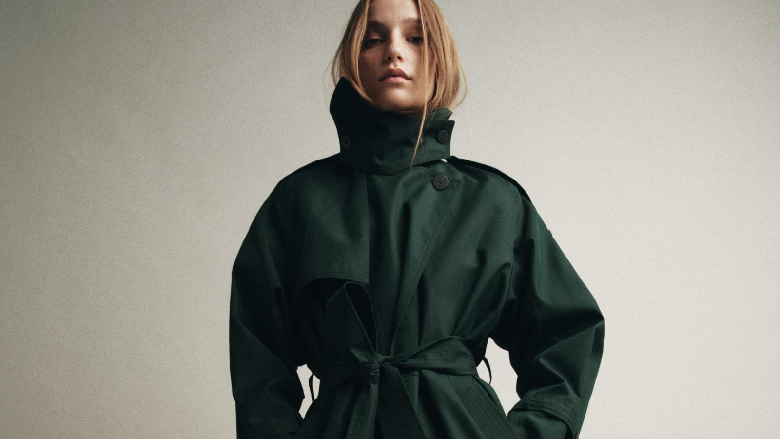 Best buy: Zara maxi baloner u boji u kojoj ga do sada nismo vidjeli, a izgleda super