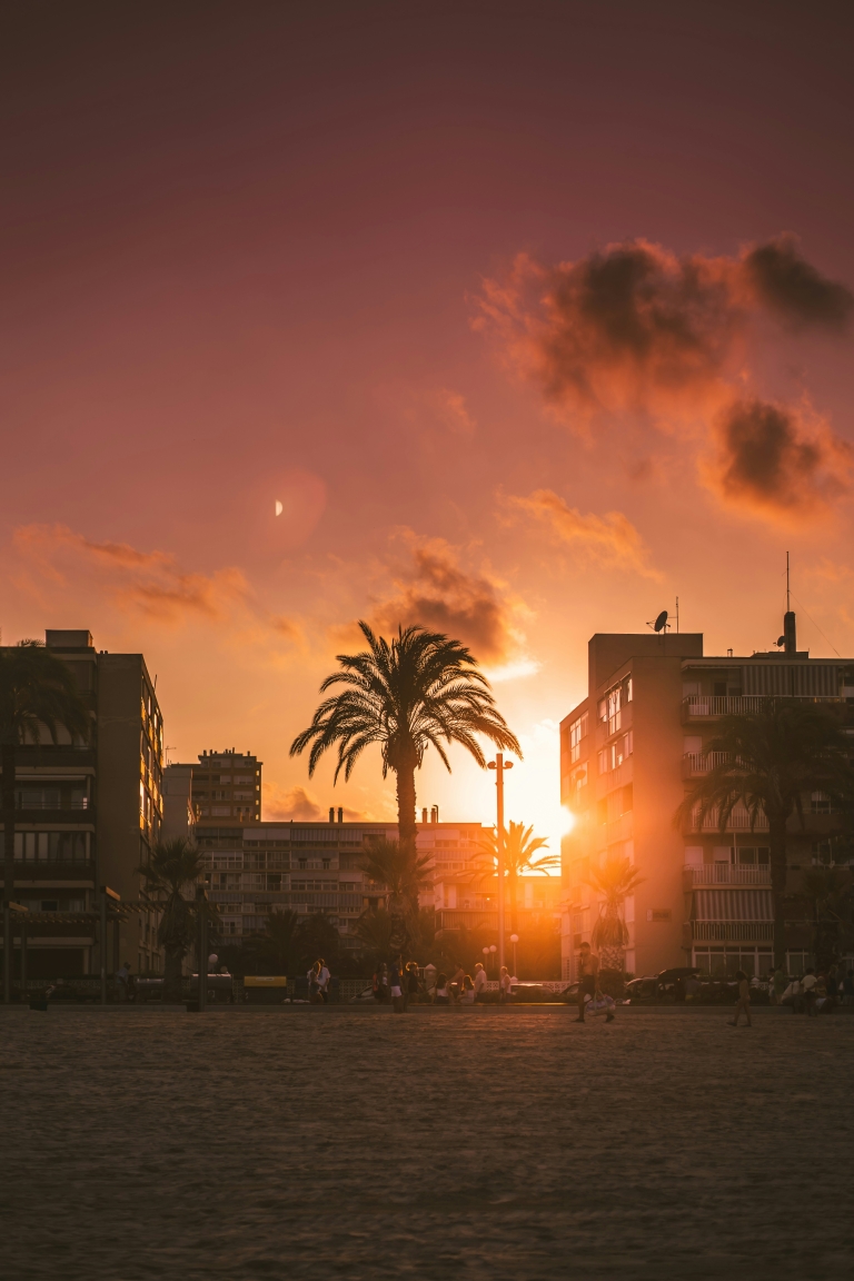 Alicante_filip-zrnzevic-7dUzU2VQzL8-unsplash