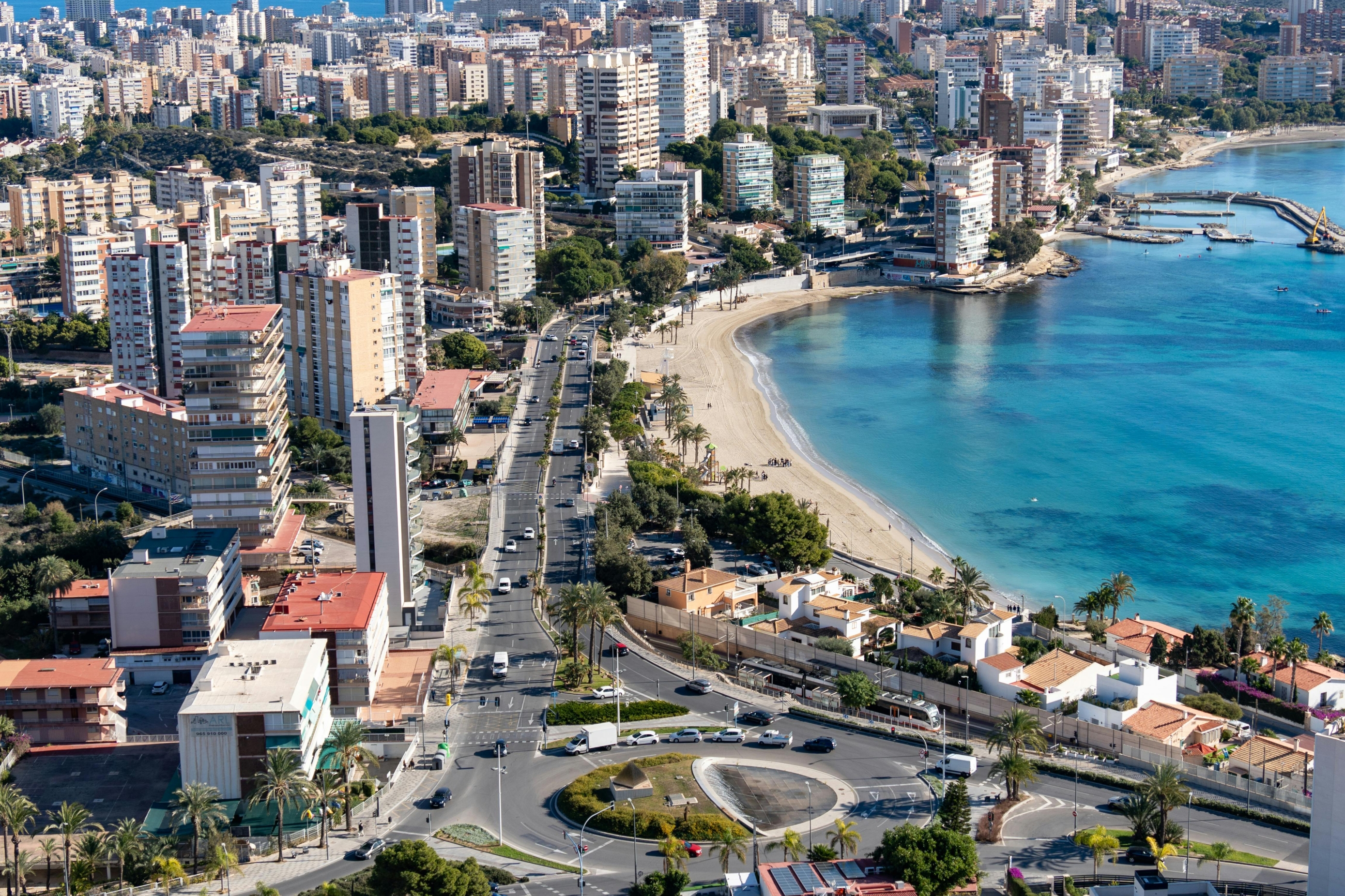 Alicante_pexels-emilio-sanchez-hernandez-285921208-33806581