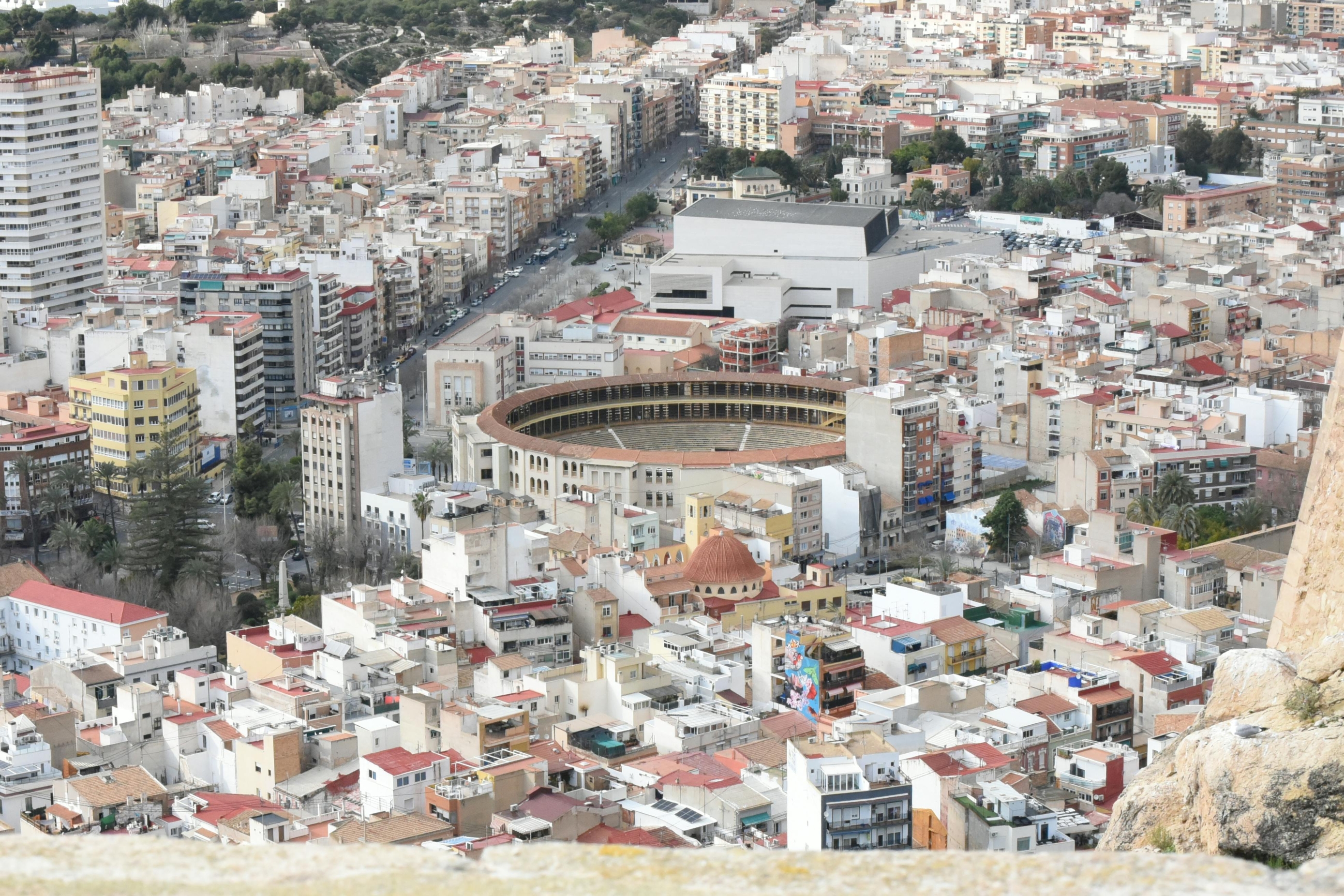 Alicante_pexels-joeky-14554739