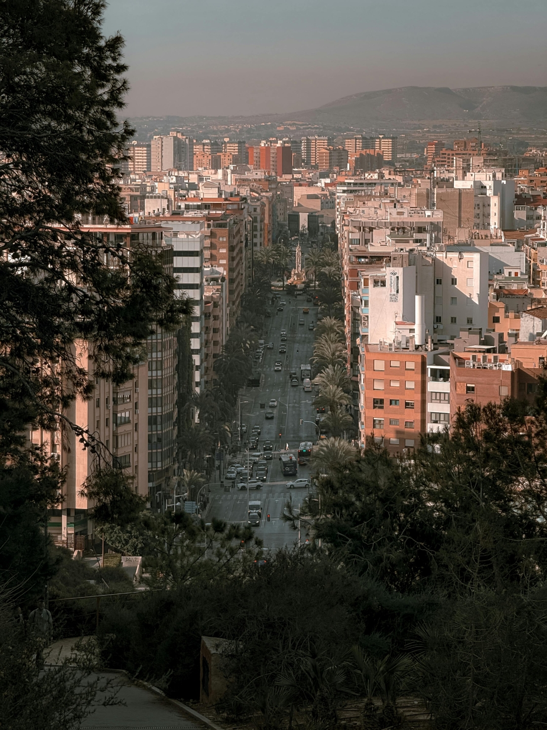 Alicante_pexels-nathanjhilton-30918499