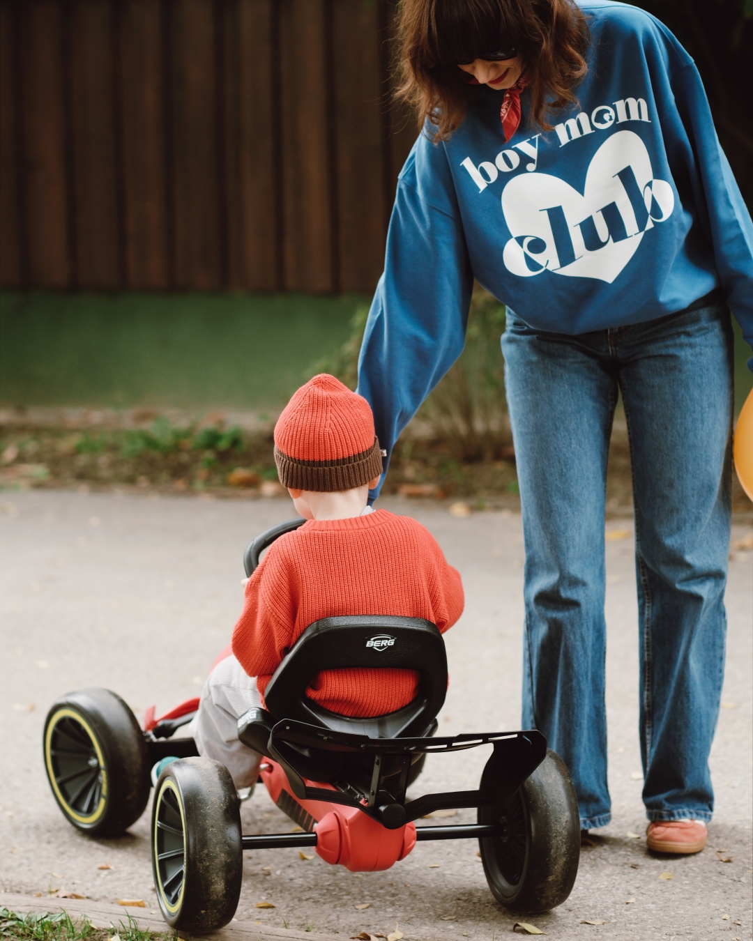Mom Club s potpisom brenda Ane Bacinger. Nova kolekcija majica slavi majčinstvo