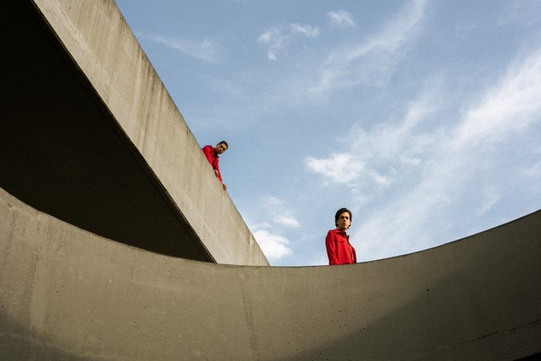 Buč Kesidi iznova pričaju jezikom generacije: Singl Posle plakanja pogađa u srž