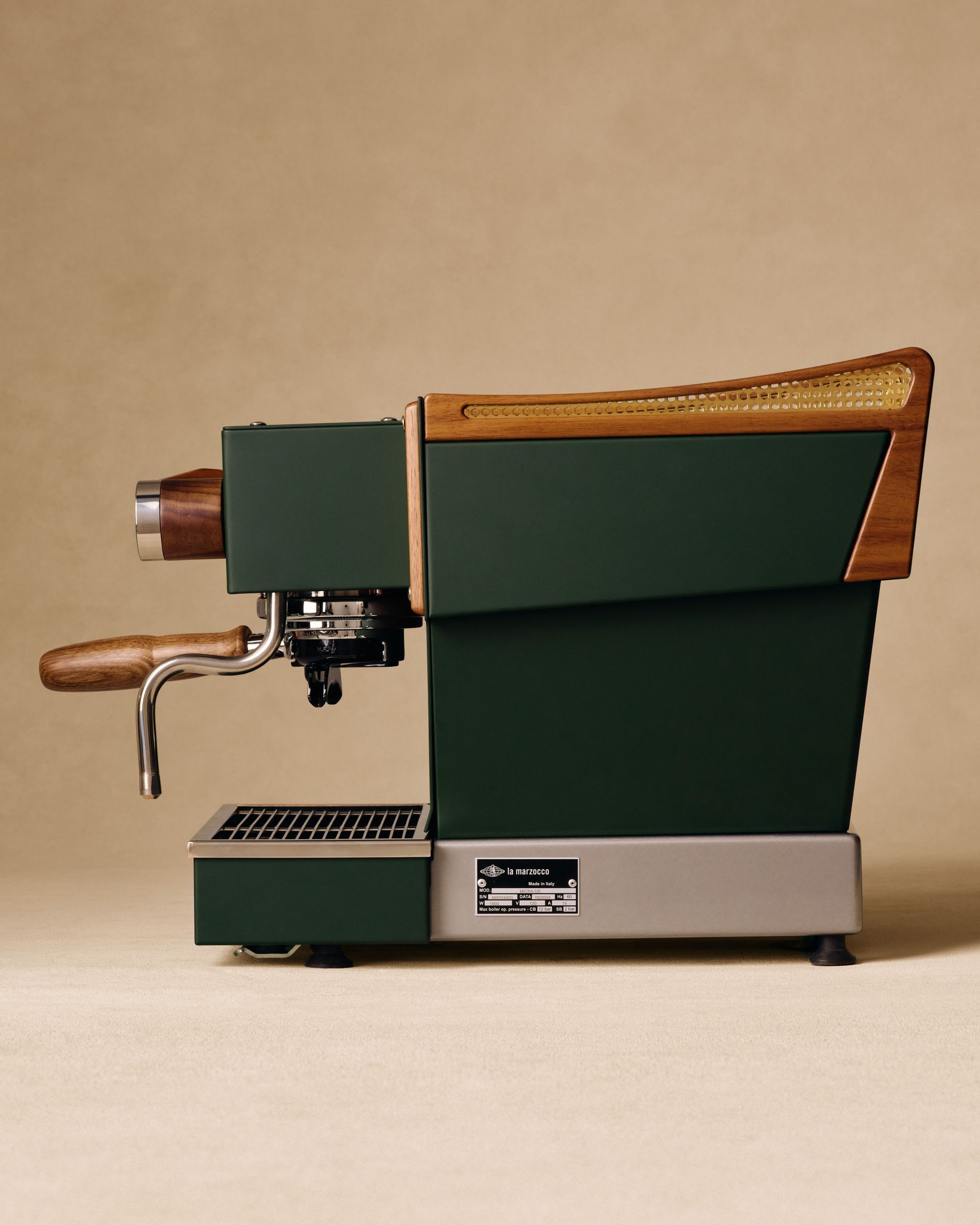 Café Leon Dore La Marzocco Linea Micra (3)