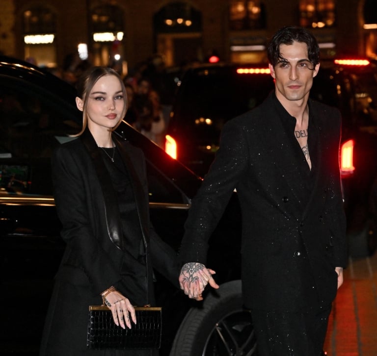 Damiano David i Dove Cameron su zaručeni. Dijamantni prsten na njezinoj ruci govori sve