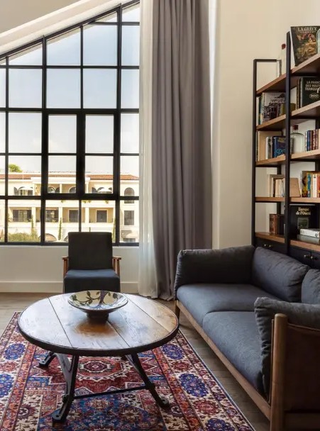 Kako je stara vojna zgrada u Crnoj Gori postala elegantni hotel s jedinstvenim mediteranskim šarmom