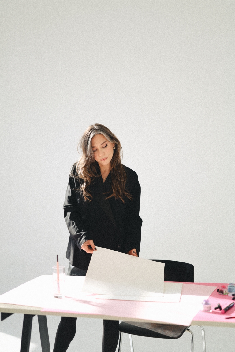 Marina Marković ocrtala je grudi žena obolelih od raka dojke