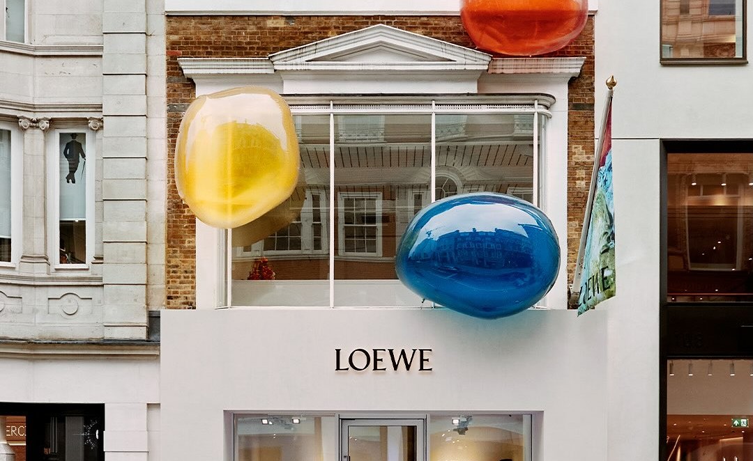 LOEWE transformira londonsku gradsku kuću u mirisni laboratorij pun mjehurića