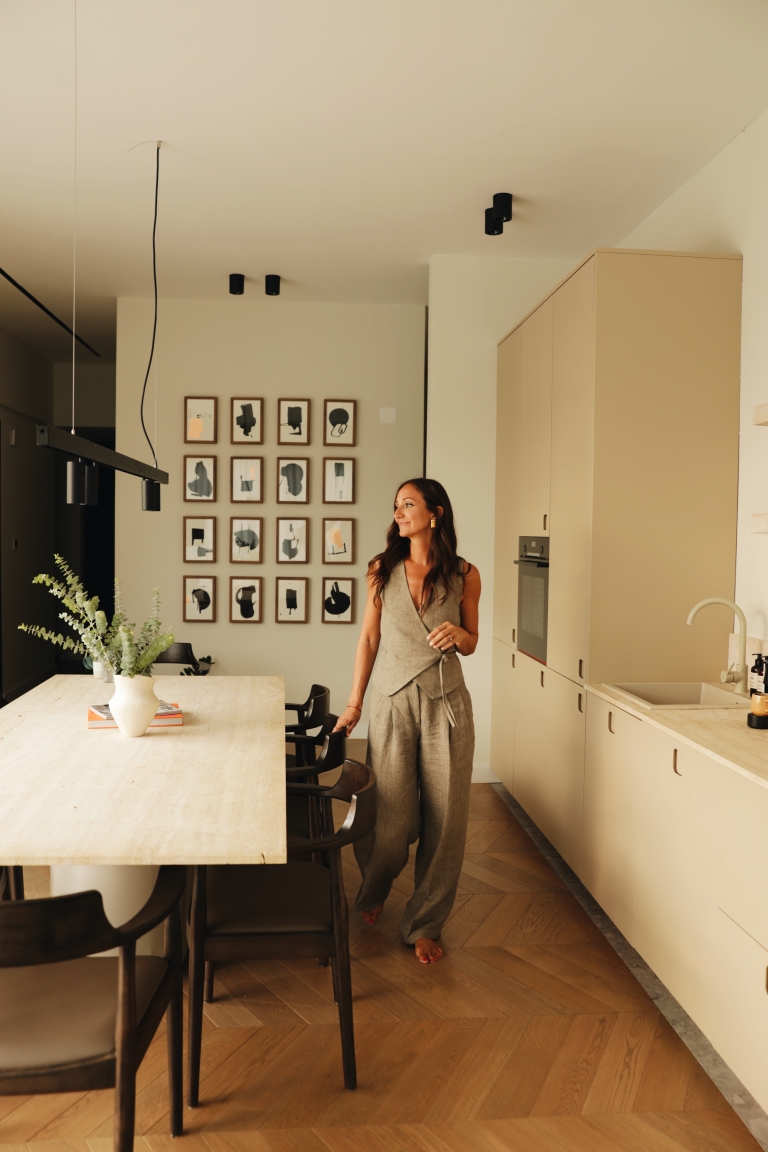 Like a Therapy mirisi